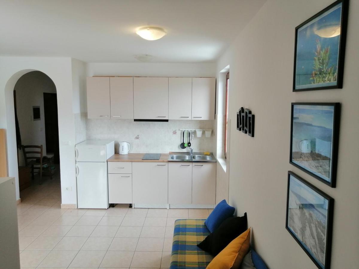 Apartment Angie - Intermezzo With Sea View In Center Of Рабац Екстериор снимка