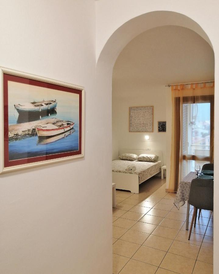 Apartment Angie - Intermezzo With Sea View In Center Of Рабац Екстериор снимка